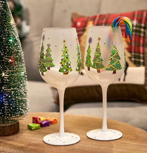 Set of 2 Stemmed Christmas Tree Design Wine Glasses - Hand Painted 14 oz