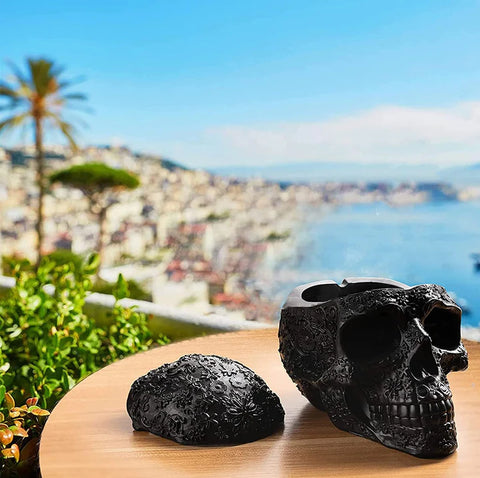 Spooky Human Skull Ashtray with Cover