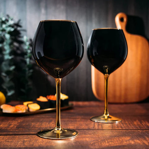 The Wine Savant Set of 4 Black Wine Glasses Gold Stemmed 14 oz