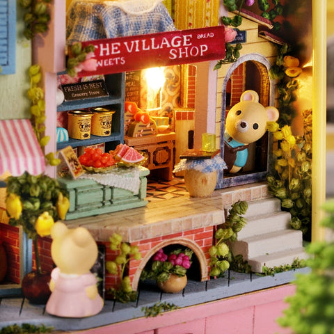 Miniature Dollhouse Box Theatre