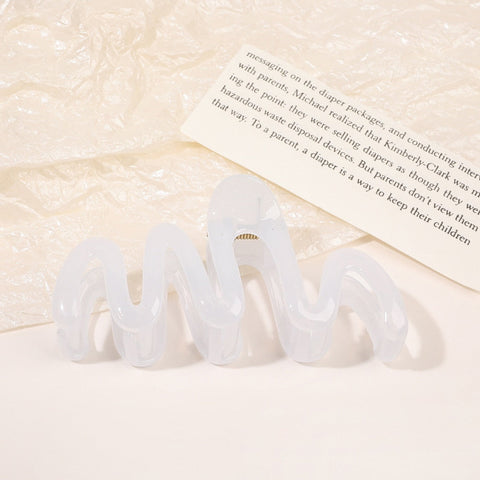 Groovy Wave Hair Claw