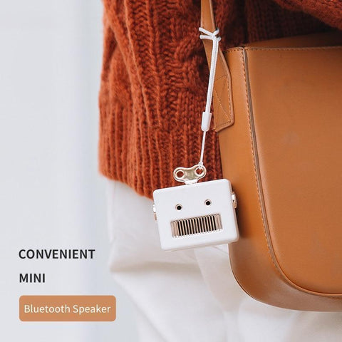 Robot Head Bluetooth Speaker
